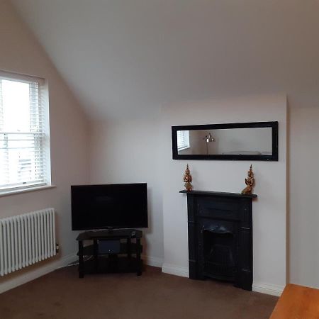 Modern 2Nd Floor 1 Bed Apartment In The Heart Of 랜디드노 외부 사진
