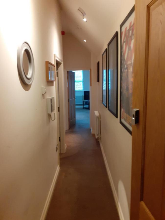 Modern 2Nd Floor 1 Bed Apartment In The Heart Of 랜디드노 외부 사진